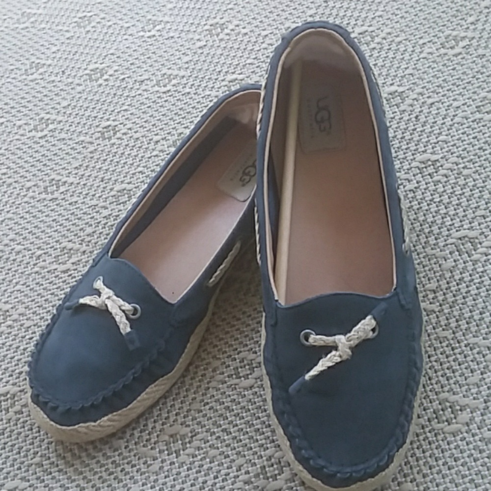 Uggs W Chivon deck shoes size 8